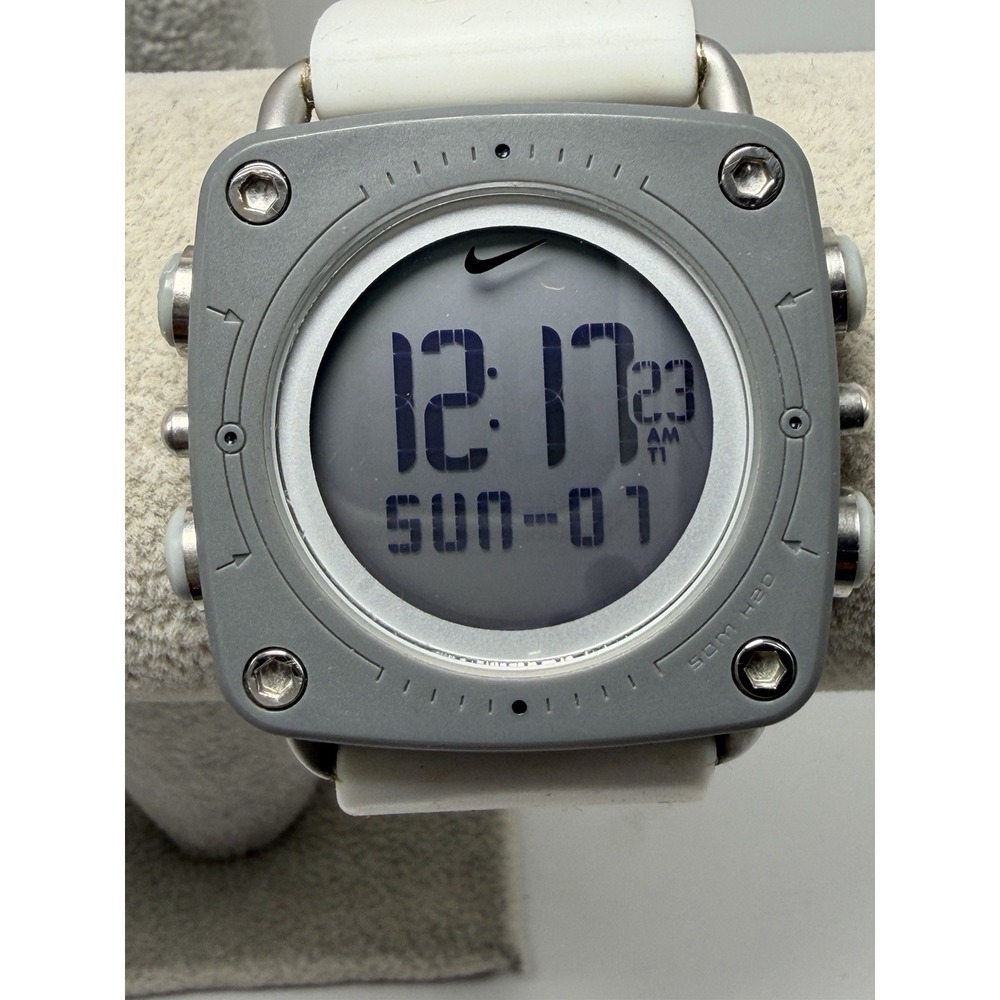 Nike WC0070 Mettle Drill New Battery Digital Watch 40MM 9" White Silicone Band‎